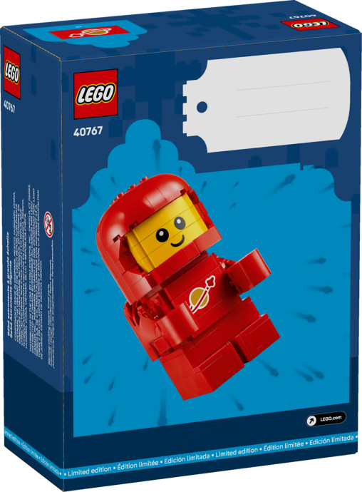 Zvětšený malý astronaut
