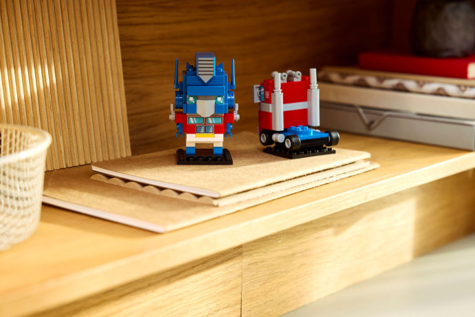 Robot a vozidlo Optimus Prime