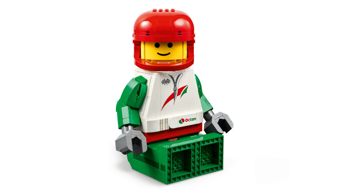 Zväčšená minifigúrka pretekára