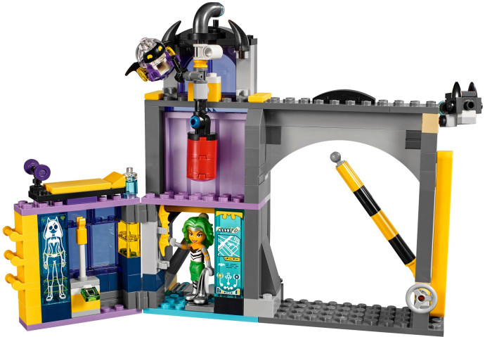 Batgirl Secret Bunker