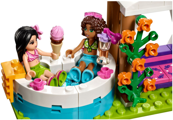 Heartlake Summer Pool
