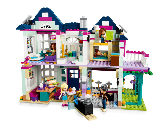 Andrea's Family House