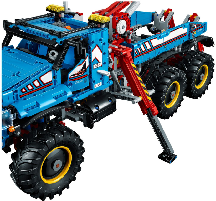 6x6 All Terrain Tow Truck