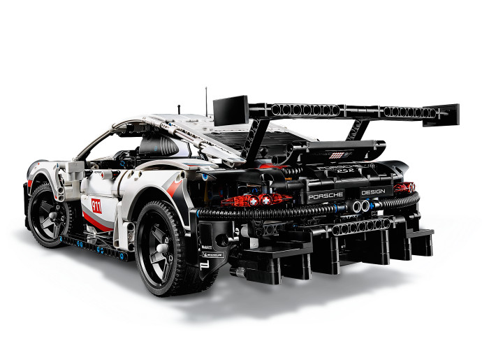 Porsche 911 RSR