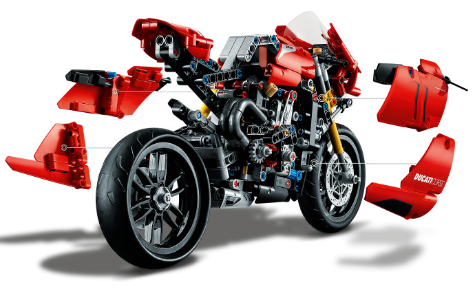 Ducati Panigale V4 R