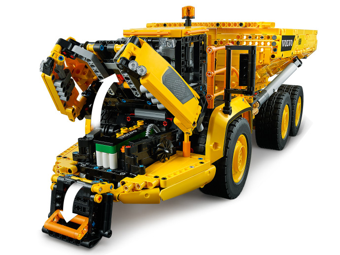 Kloubový dampr Volvo 6x6