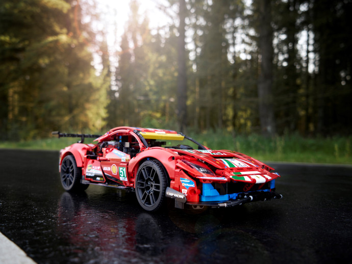 Ferrari 488 GTE „AF Corse #51”