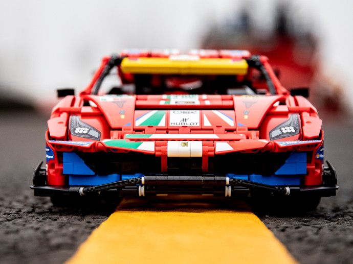 Ferrari 488 GTE „AF Corse #51”