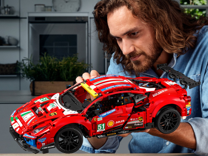 Ferrari 488 GTE „AF Corse #51”