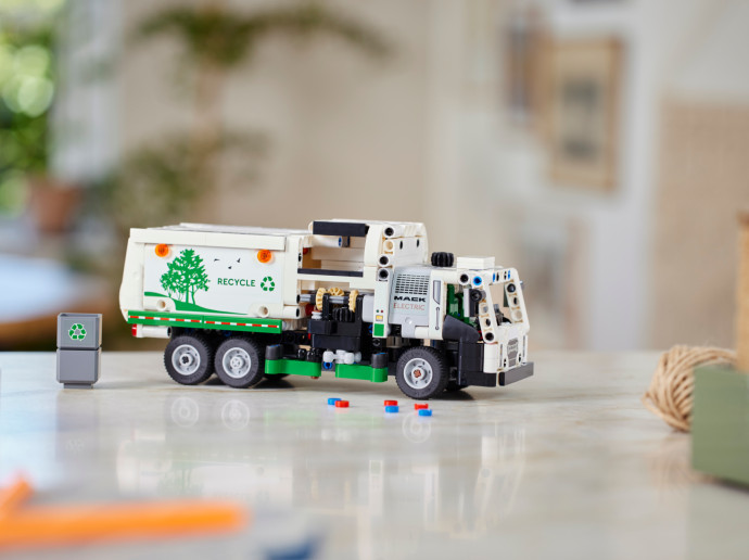 Smetiarske auto Mack® LR Electric