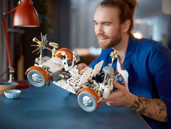 Lunárne prieskumné vozidlo NASA Apollo - LRV