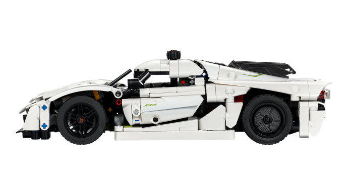 Biele hyperauto Koenigsegg Jesko Absolut