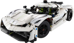 Biele hyperauto Koenigsegg Jesko Absolut