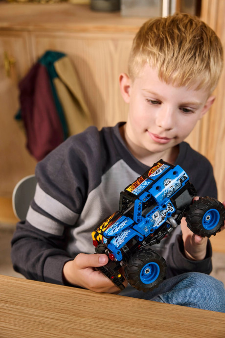 Monster Jam™ Grave Digger™ Oheň a ľad