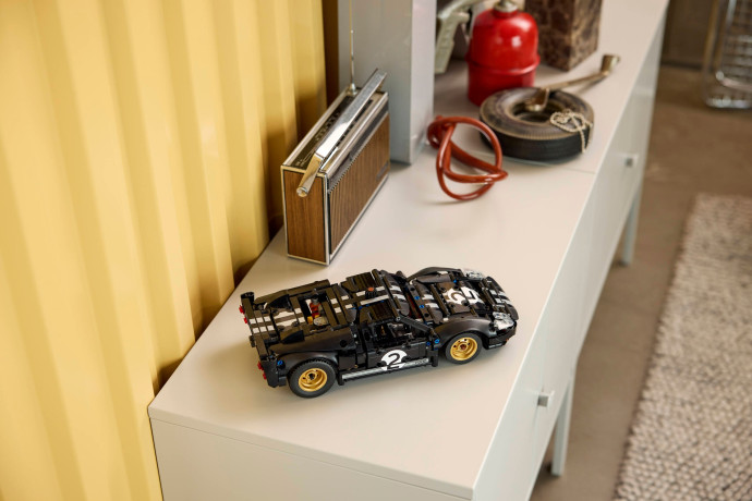 Pretekárske auto 1966 Ford GT40 MKII