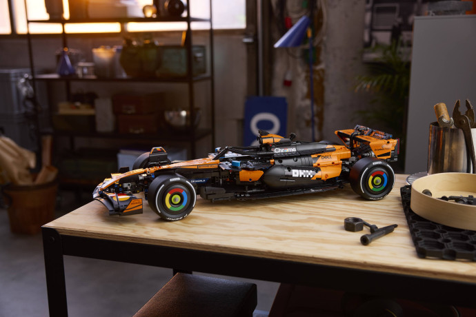 Auto McLaren MCL39 F1®