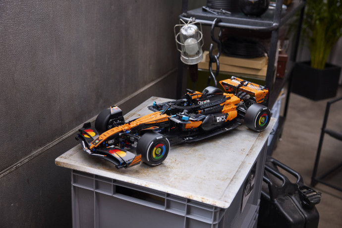 Auto McLaren MCL39 F1®