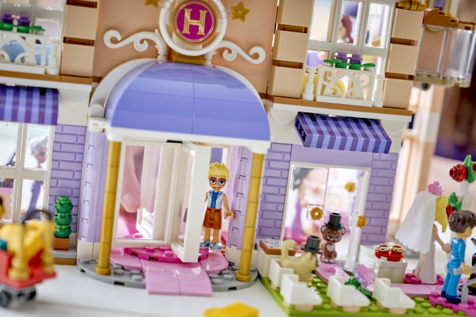 Grandhotel v mestečku Heartlake