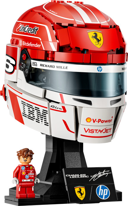Helma Charles Leclerc ze Scuderia Ferrari HP