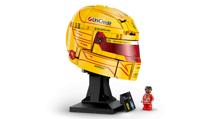 Prilba Lewis Hamilton zo Scuderia Ferrari HP