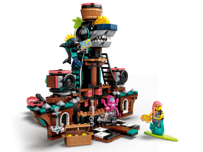 Punk Pirate Ship