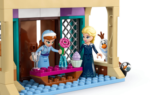 Hrad Arendelle z filmu Ledové království