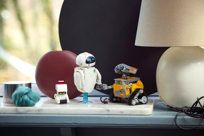 WALL•E a EVA