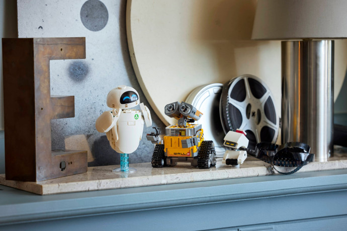 WALL•E a EVA