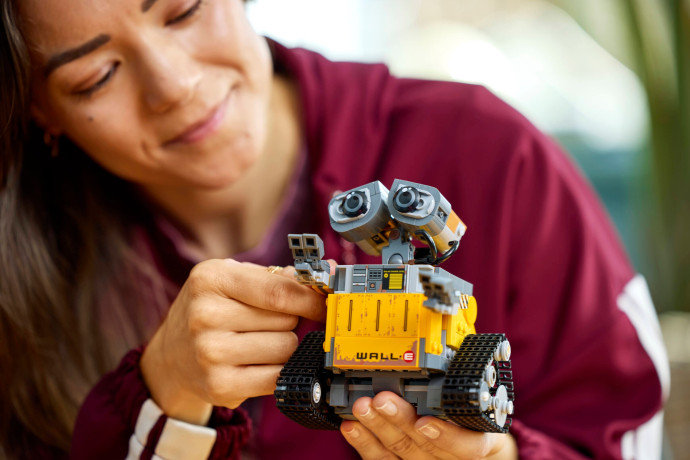 WALL•E a EVA