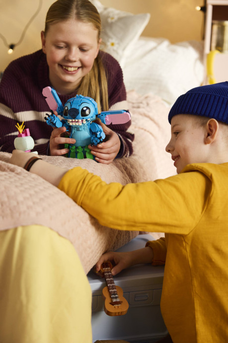 Stitch a Scrump
