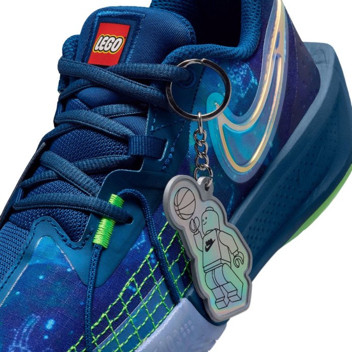 Nike G T Cut 3 x LEGO® Collection – Big Kids Shoes