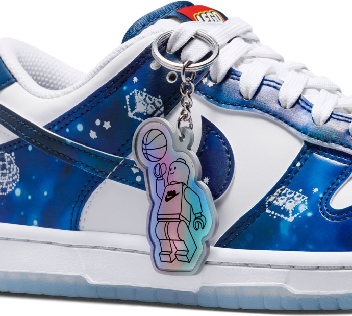 Nízké tenisky Dunk z kolekce Nike x LEGO® – starší děti