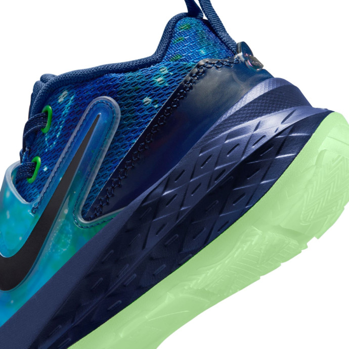 Tenisky Hustle D 12 z kolekcie Nike x LEGO® – malé deti