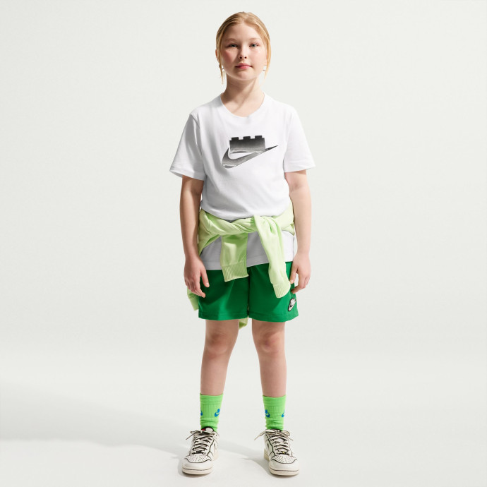Tričko pre staršie deti z kolekcie Nike x LEGO® – biela