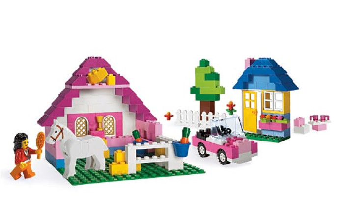 Large Pink Brick Box