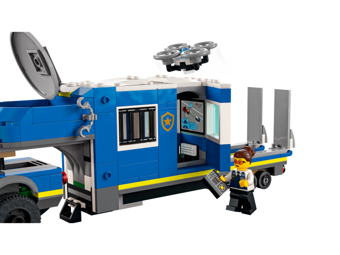 Mobilní velitelský vůz policie