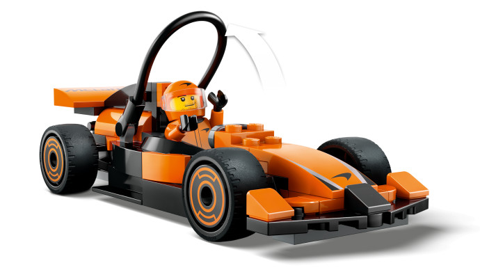 Jazdec F1® s pretekárskym autom McLaren