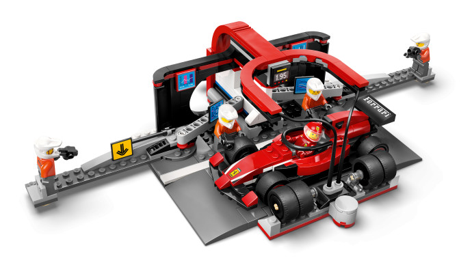 Zastávka v F1® a Pit Crew s autom Ferrari