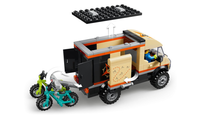 Dobrodružná dodávka s horskými bicyklami