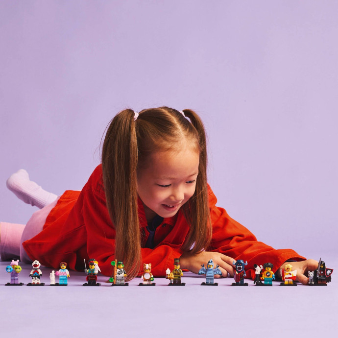 LEGO Minifigures - Series 27 {Box of 6 random packs}