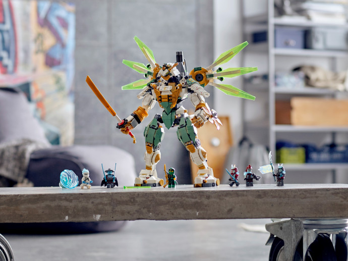 Lloydův titanový robot