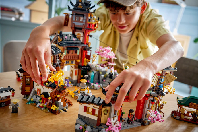 Staré mesto: 15 rokov NINJAGO