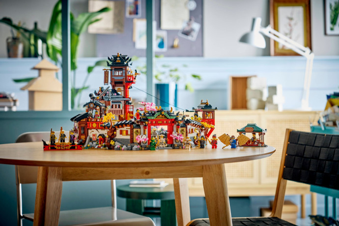 Staré mesto: 15 rokov NINJAGO