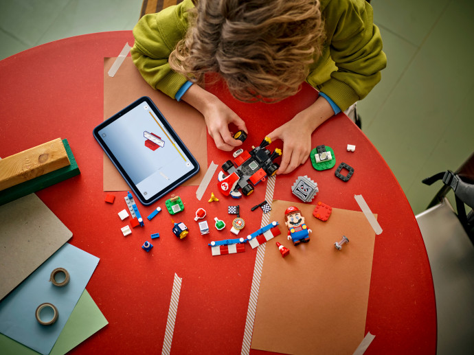 Mario Kart™ – Interaktivní LEGO® Mario™ a Standard Kart