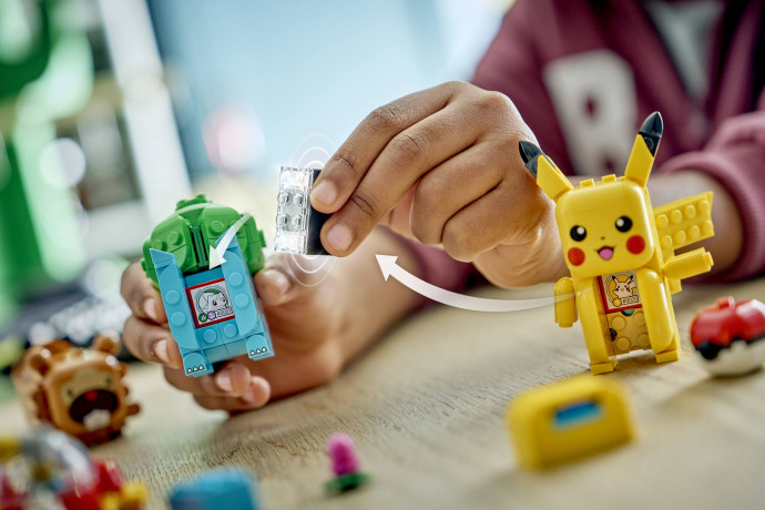 Berry Bash with Bulbasaur and Bidoof