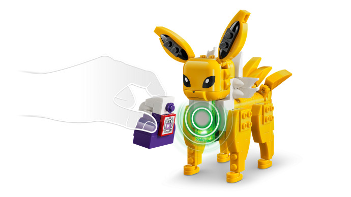 Charizard vs. Jolteon Ultimate Battle