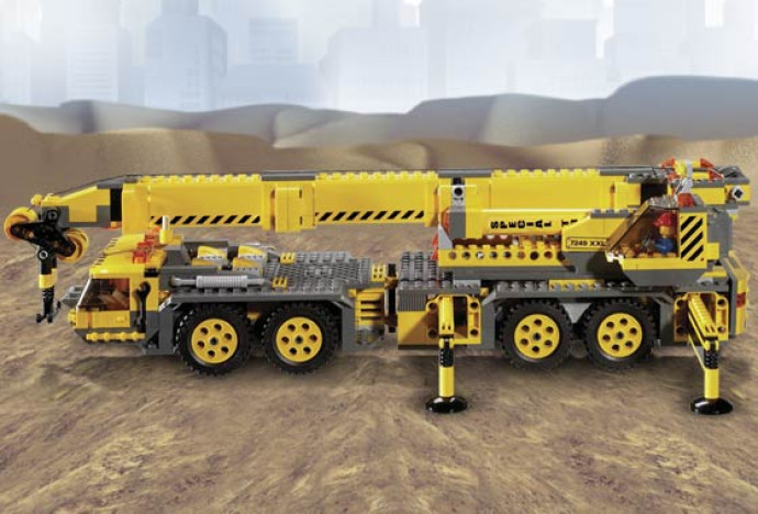 XXL Mobile Crane