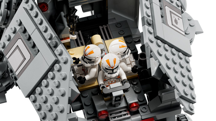 "AT-TE™ ­"