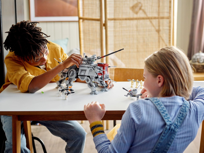 "AT-TE™ ­"