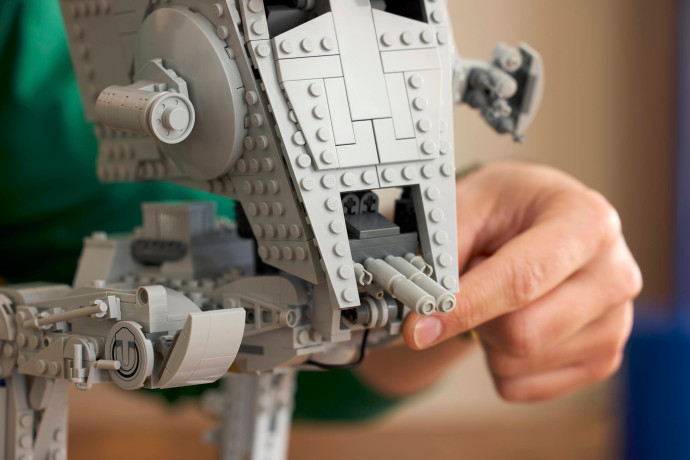 Chodec AT-ST™